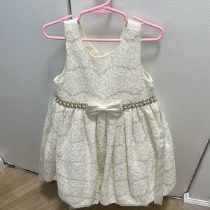 American Princess Dress size 6x/7 my daughter wore once